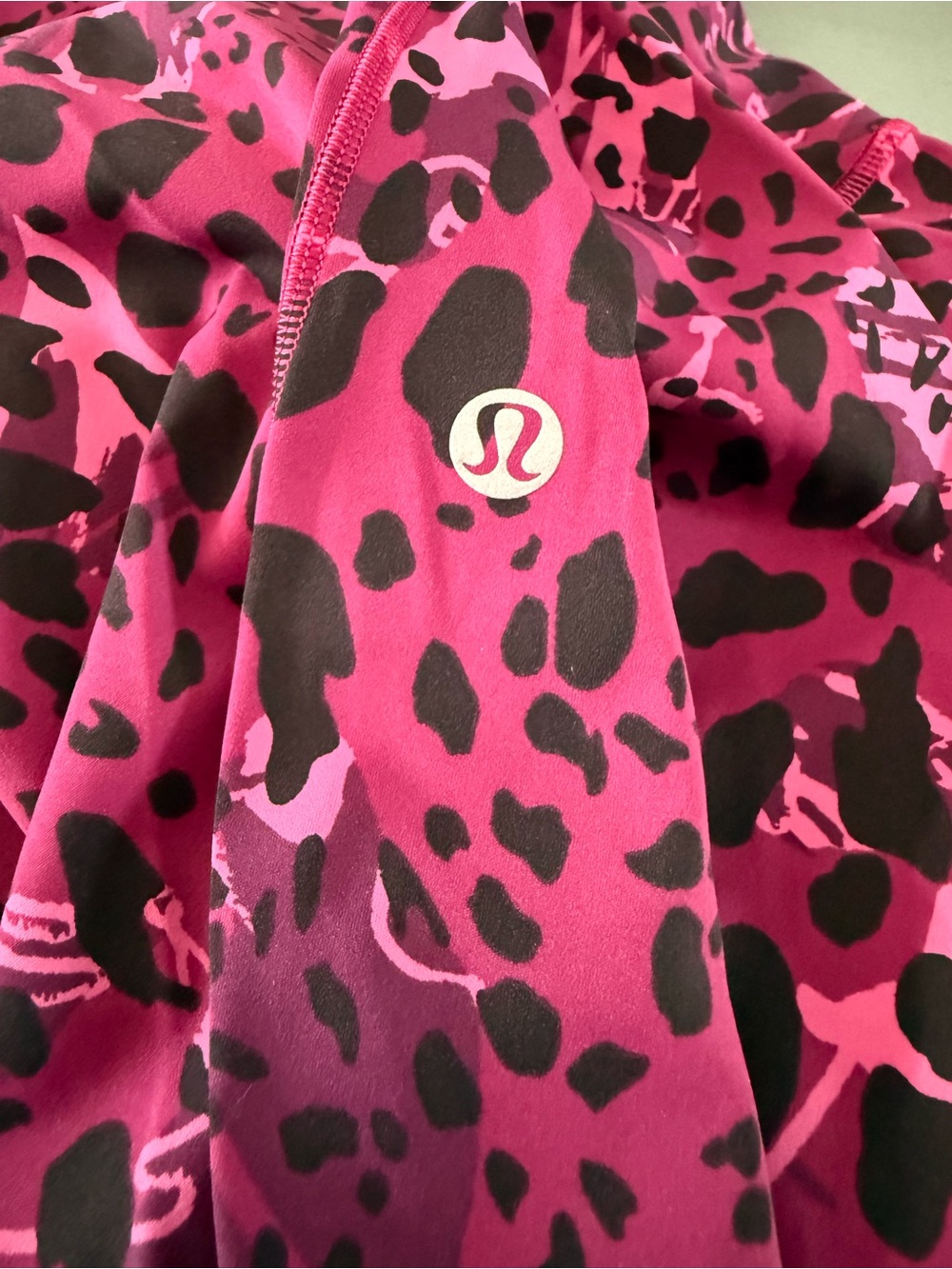 Lululemon Animal Print Leggings NWOT - Picture 6 of 6